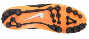 bota-de-futbol-naranja