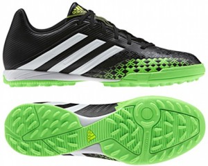 bota-de-futbol-verdes